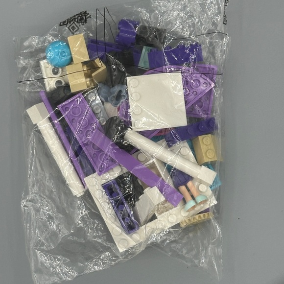 Sealed Lego Cello Bag with Parts Incomplete Set New - Picture 2 of 2